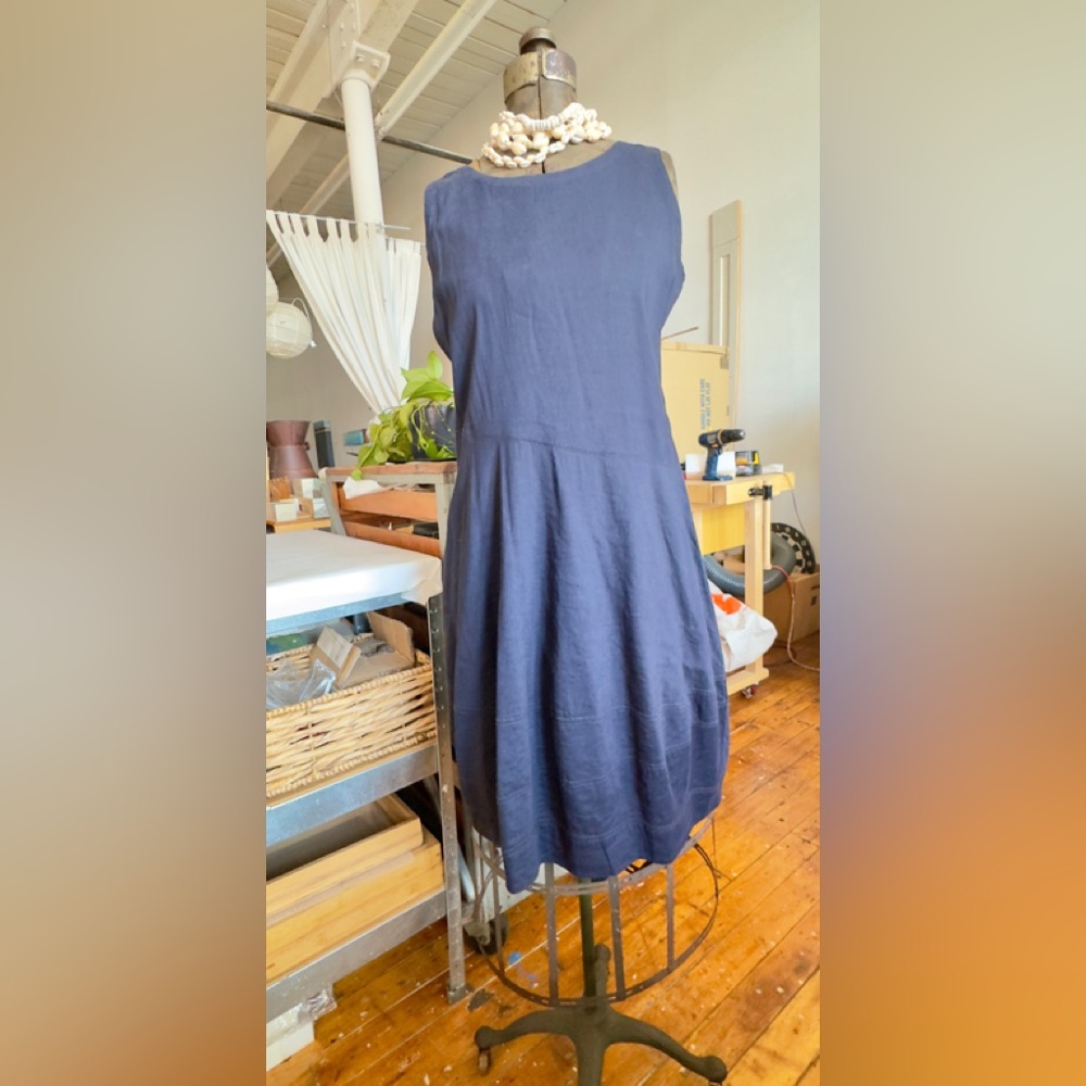 Vintage 2000 EileenFisher Tulip Shaped Sheath Dress
